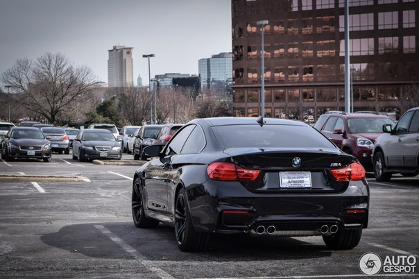 BMW M4 F82 Coup - 7