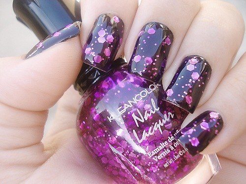 pink shimmer Pink glitter nails, Organic nails, Nail designs glitter