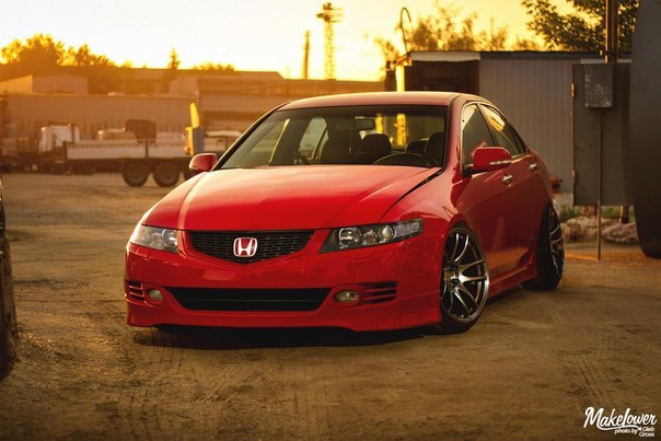 Honda Accord - Red Lord. //: -  Work CR-KIWAMI  18x10.5 et15 -  ...