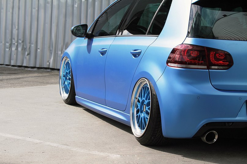 Volkswagen Golf. - 8
