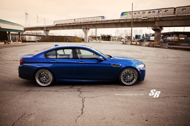 BMW M5 F10. - 6