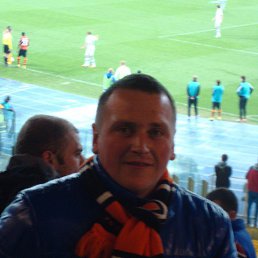 ����, ����, 42 ����