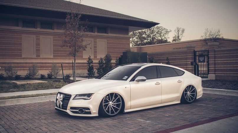 AUDI A7. Low, baby. - 5