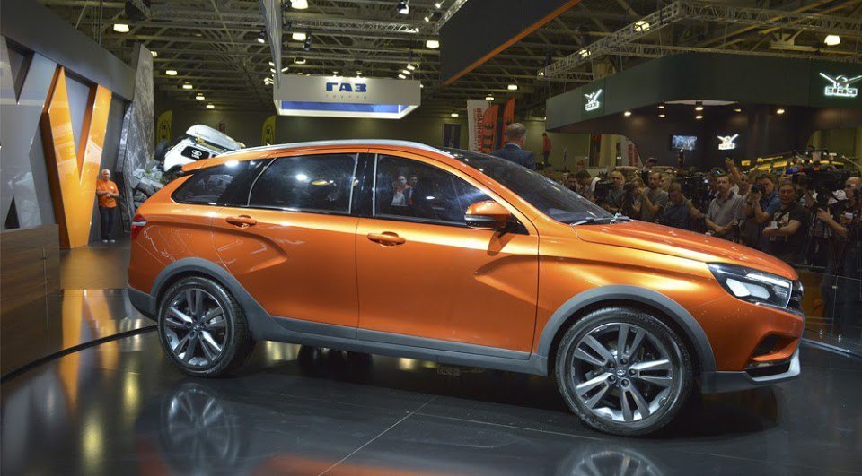     Lada Vesta Cross - 3