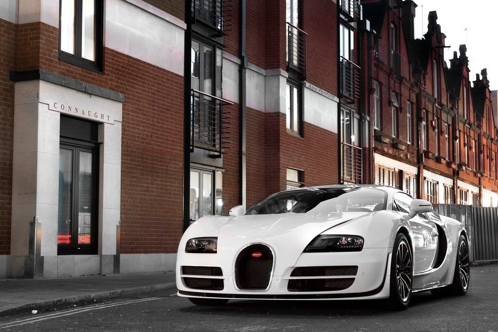 Bugatti Veyron 16.4 Super Sport