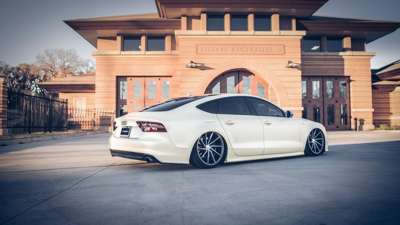 AUDI A7. Low, baby. - 7