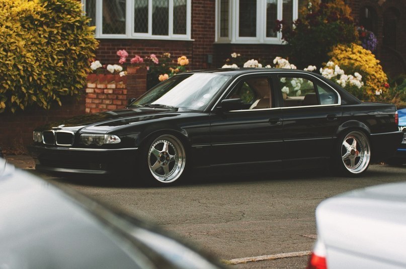 BMW E38 - 3