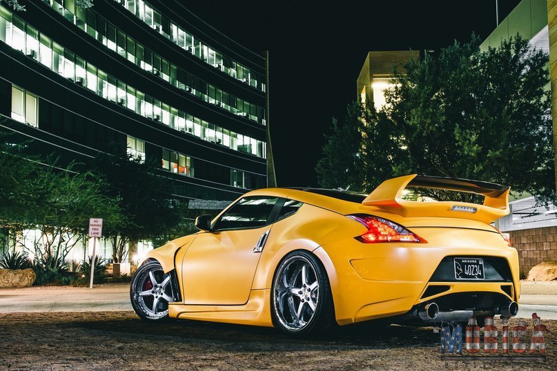 Nissan 370Z. - 6