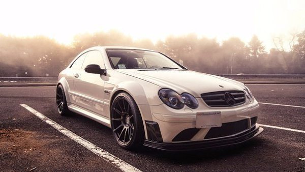 Mercedes-Benz C63 AMG