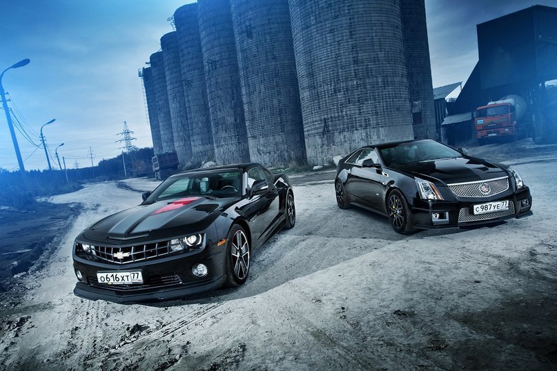 Chevrolet Camaro SS VS Cadillac CTS-V.