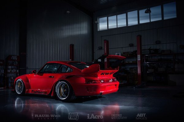 Porsche 911 RWB. - 4