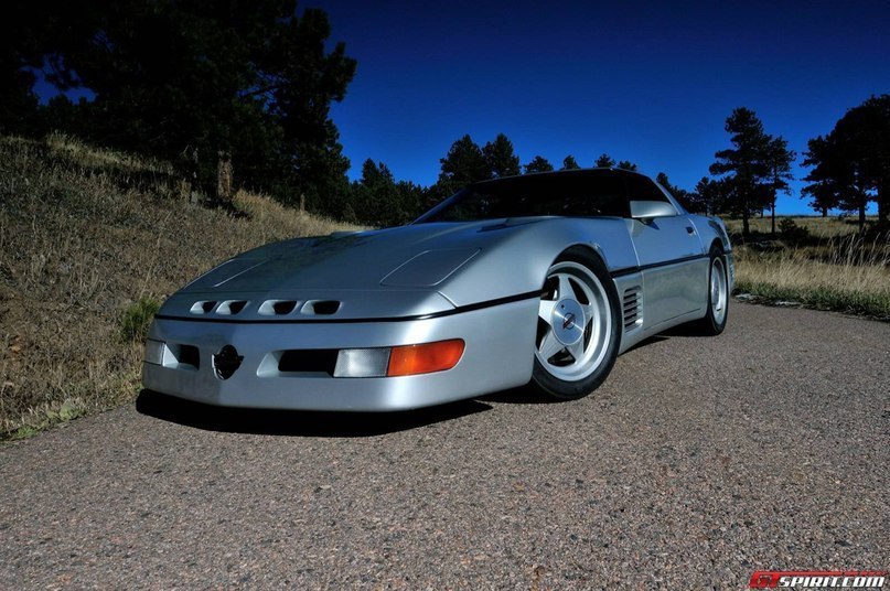 1988 Chevrolet Corvette. - 2
