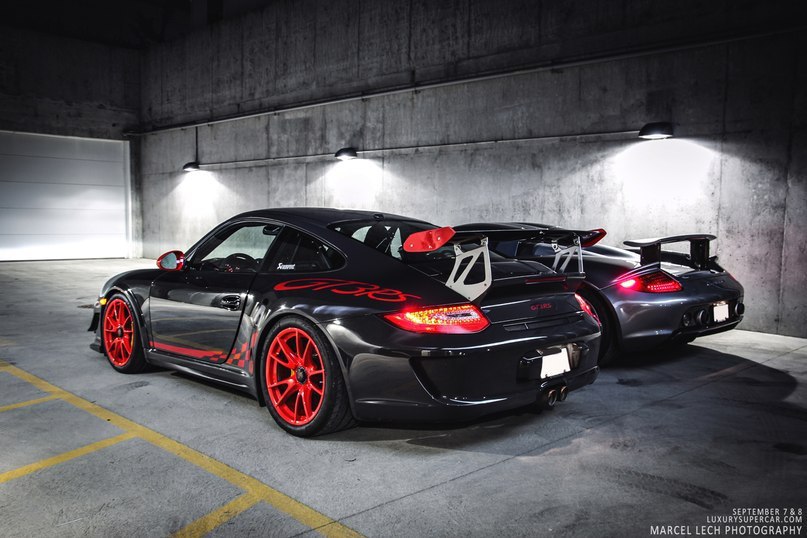 Porsche Carrera GT & Porsche 911 GT3 RS. - 3