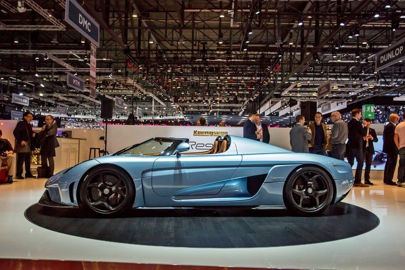 Koenigsegg Regera.: 5.0 V8 + Electric Drive: 1509 .. : 2000 ... - 4