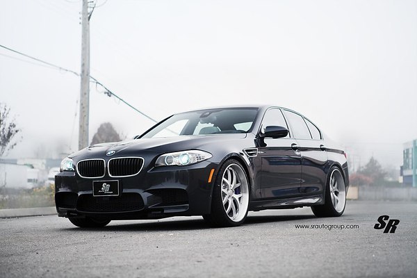 BMW M5 F10.
