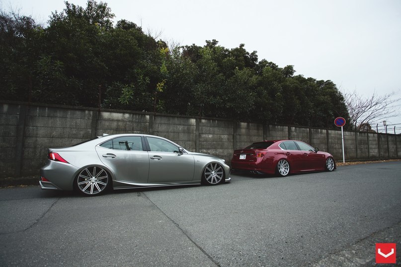 Lexus IS 350 F-Sport  GS 350 F-Sport. - 5