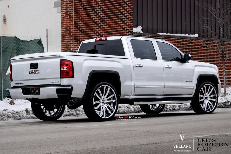 GMC Sierra. - 3