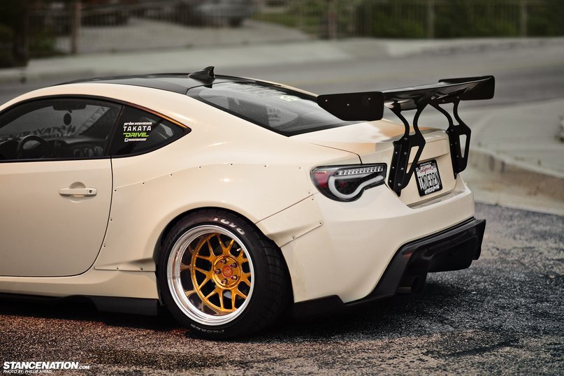 Scion FR-S. - 3