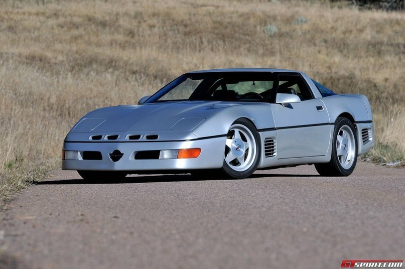 1988 Chevrolet Corvette. - 4