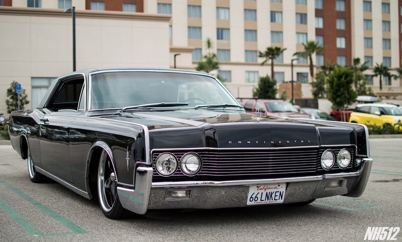 Lincoln Continental.