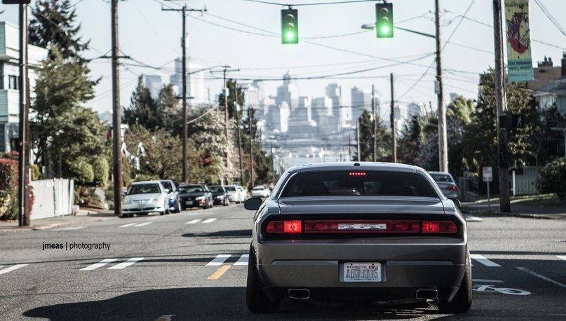 Dodge Challenger. - 7