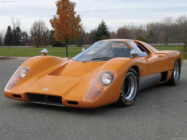 McLaren M6GT