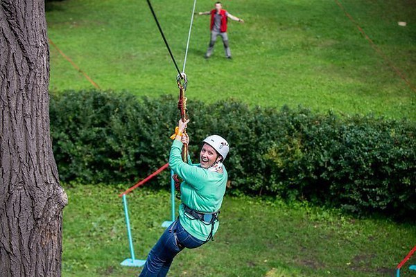 Покататься на троллее в веревочном парке можно бесплатно.В веревочном парке «Высотный город на ... - 3