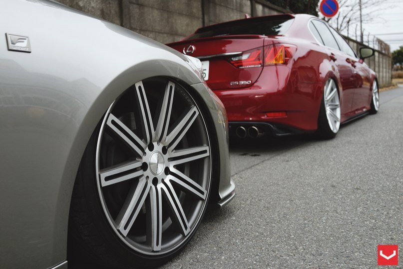 Lexus IS 350 F-Sport  GS 350 F-Sport. - 4