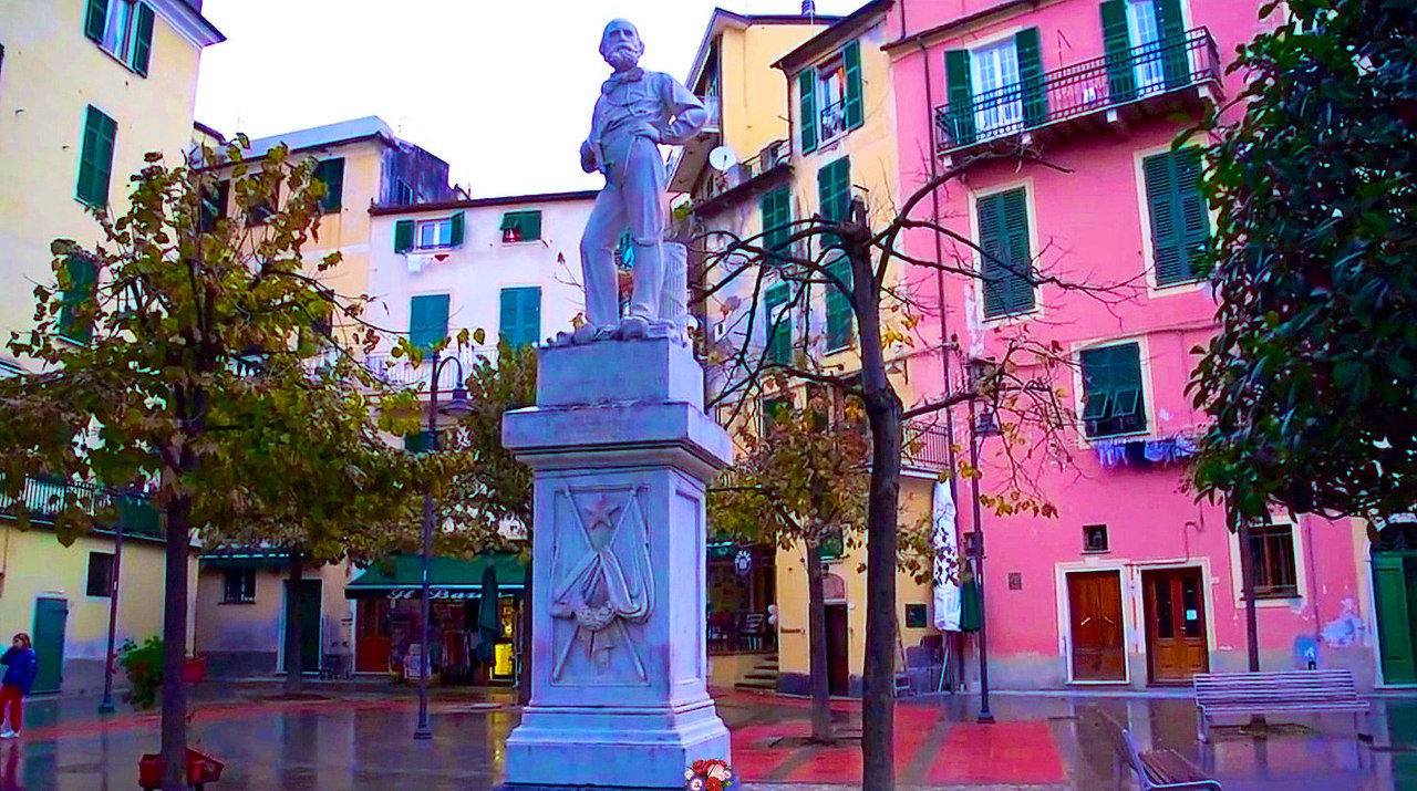 -:   .  - (Cinque Terre),   ... - 7