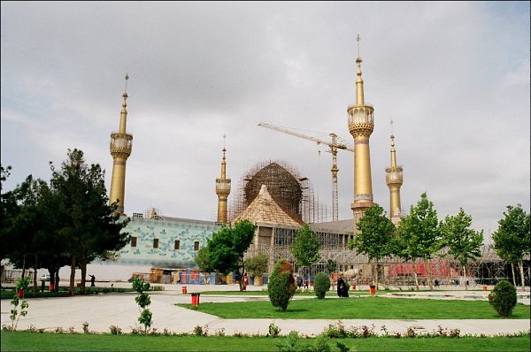 Топ 10 Самых больших мавзолеев в мире.1. Гур-Эмир или «Гробница эмира». СамаркандЭтот мавзолей был ... - 6