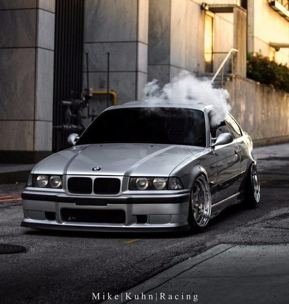 BMW (E36)