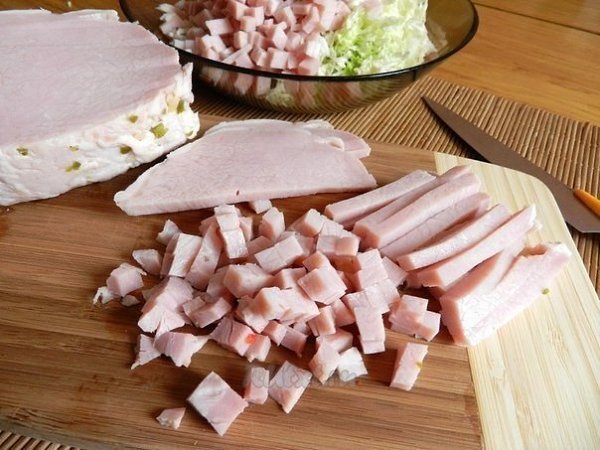 Домашняя куриная колбаса.Натуральная, нежная и вкусная!Ингредиенты:- 500 г куриного филе- 200 г ... - 2
