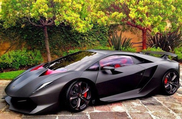 Lamborghini Sesto Elemento