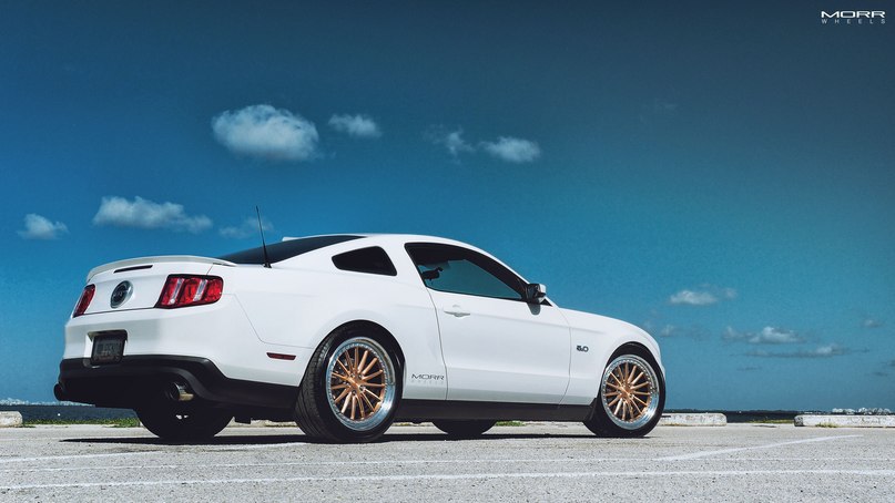 Ford Mustang GT. - 3