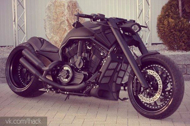 Harley-Davidson.    .