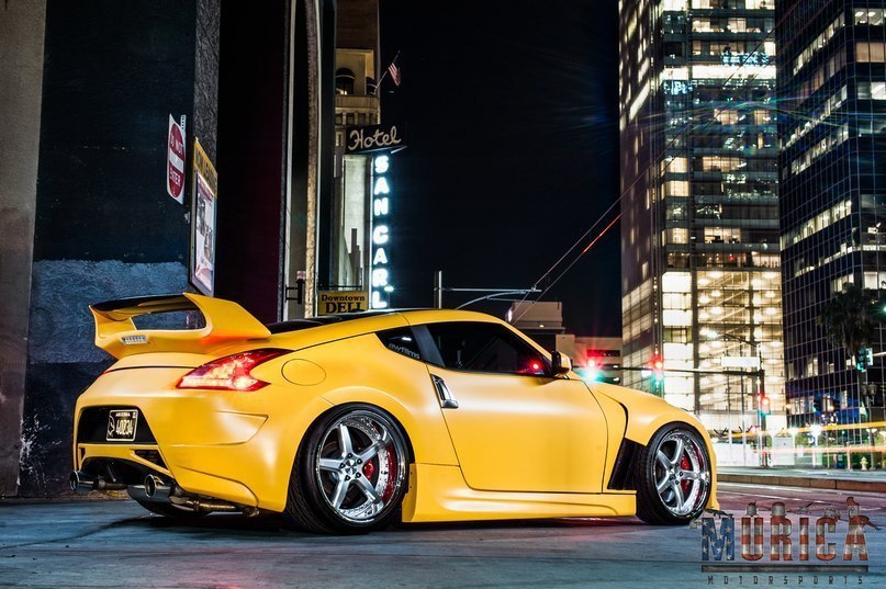 Nissan 370Z. - 5