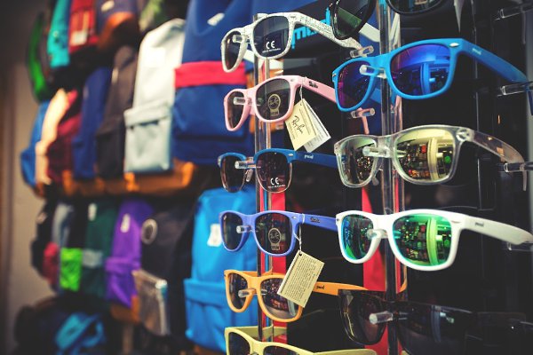 1, 2 и 3 мая в Санкт-Петербурге пройдет большая распродажа streetwear одежды и рюкзаков! В её рамках ... - 3