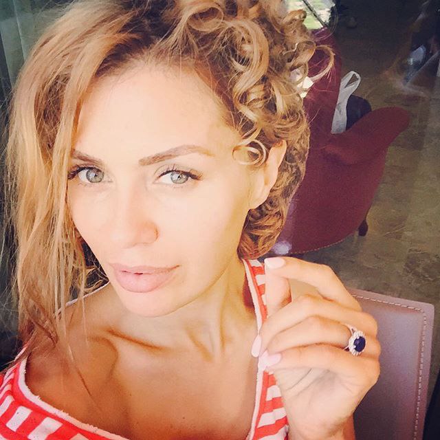 @lenayasenkova  -    ! ---------- New style by @lenayasenkova