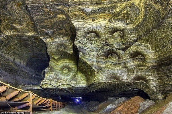 Разноцветная соляная шахта, Верхнекамское месторождение калийных солей, Пермский край. Миллионы лет ... - 4