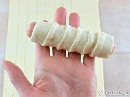 Рецепт на скорую руку - сосиски в тесте! Простая и неизменно вкусная выпечка с сосисками. ... - 5