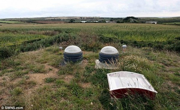 Девушка купила старый бункер и сотворила с ним невероятное - 6