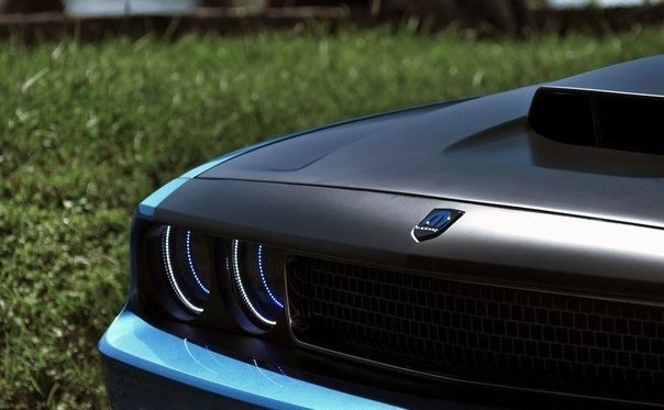 Dodge Challenger - 5