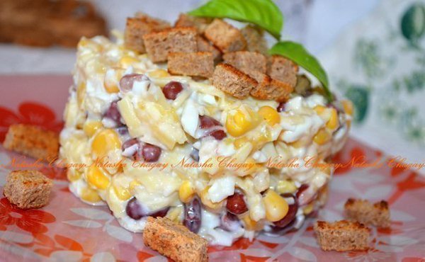 Салат с фасолью, сыром и сухариками. Салат с фасолью, сыром и сухариками - вкусный и сытный салат. ... - 5