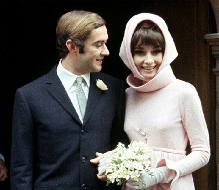         Givenchy    . , 18.01.1969. - 2