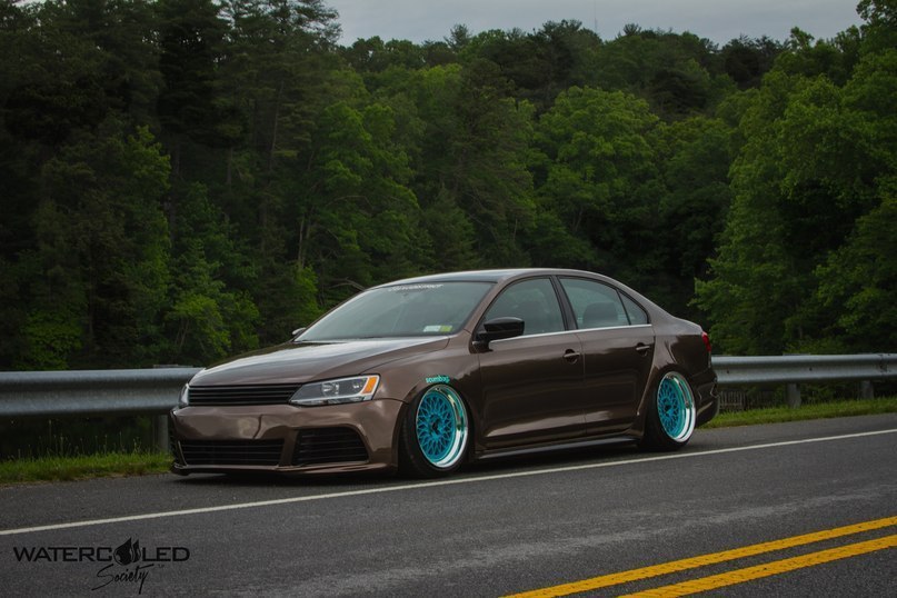 Volkswagen Jetta.