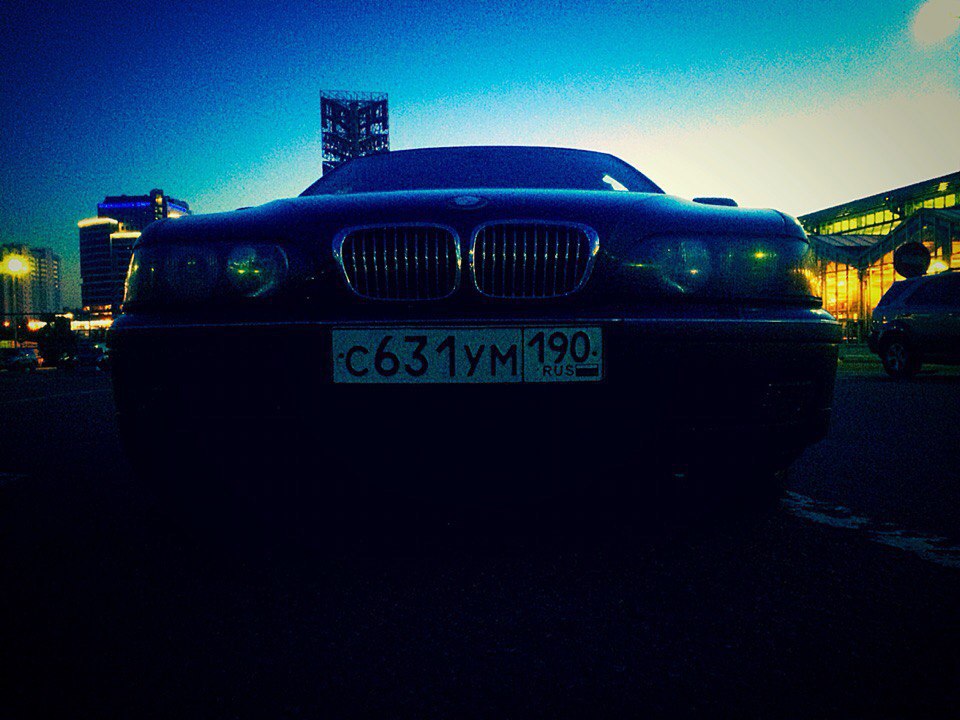 BMW 5 Series E39 - 2