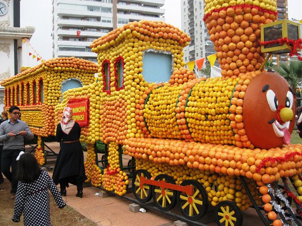 Апельсиновый паровозик на MERSIN NARENCIYE FESTIVALI (Состояние души - оранжевое!!!)