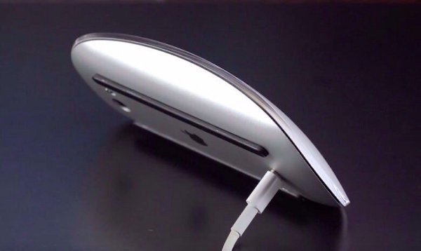 Тиму Куку посоветовали уволить разработчиков Lightning-зарядки для Magic Mouse 2.Новой мышкой Magic ...