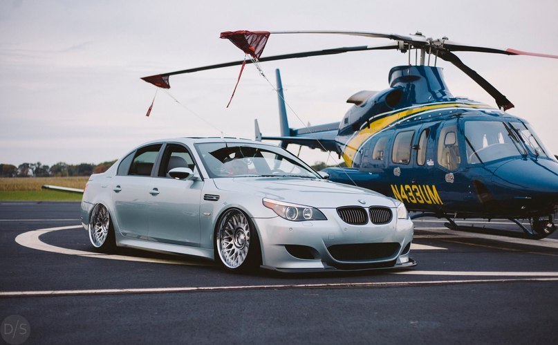 BMW M5.