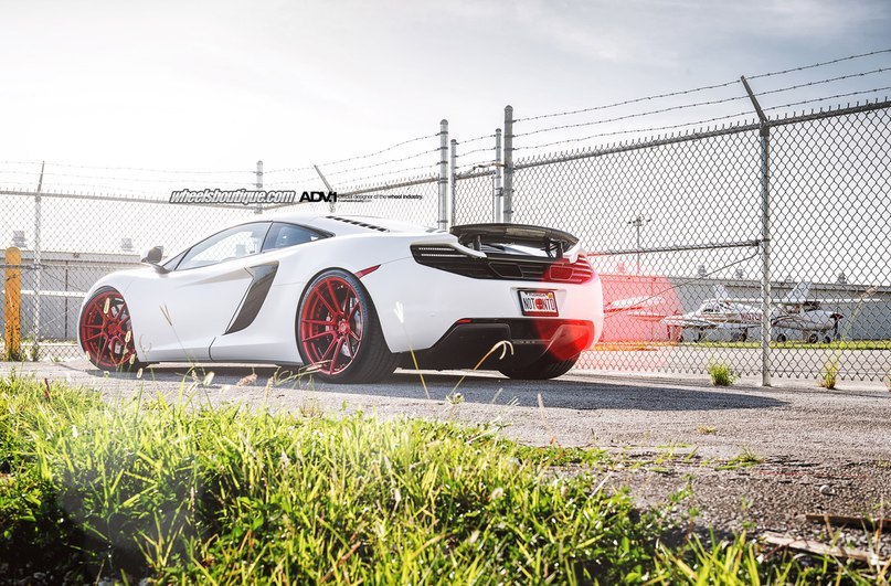 McLaren MP4-12C Spider. - 8